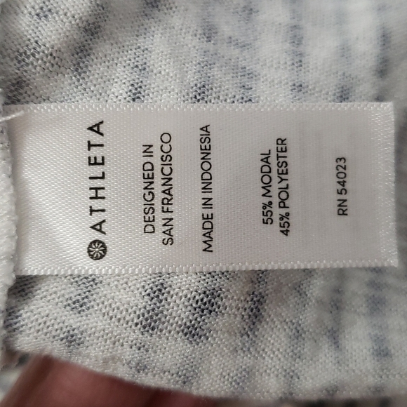 ATHLETA Breezy Muscle Tee - Picture 6 of 8